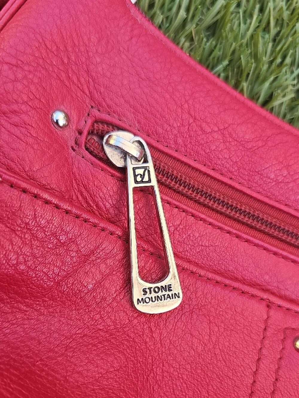 Stone Mountain Accessories Red Leather Shoulder Bag